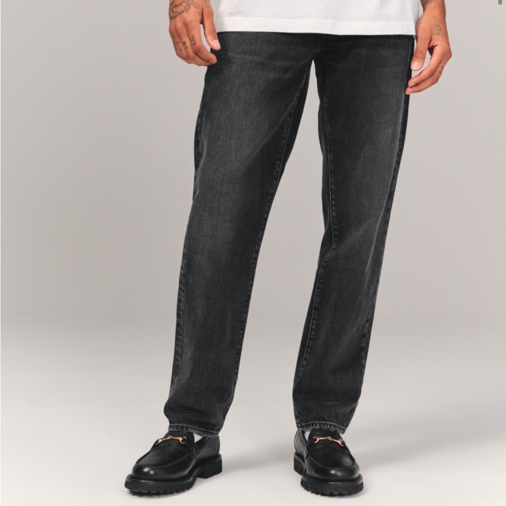 NWT Abercrombie & Fitch Straight Jeans 32/30